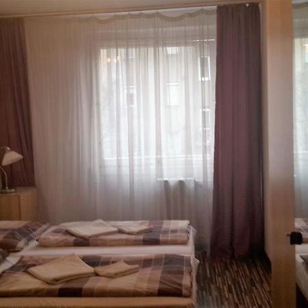 Judit Apartmanok Budapest Exteriör bild