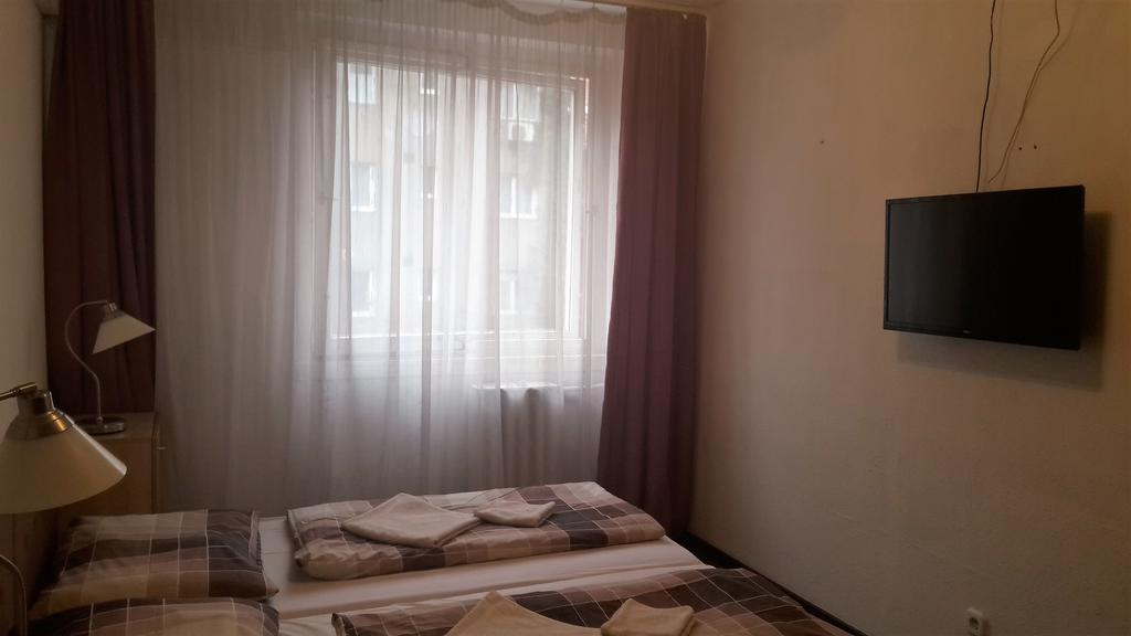 Judit Apartmanok Budapest Exteriör bild